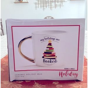 ☕️ NIB☕️Barnes & Noble 18oz. Ceramic Holiday Mug ☕️